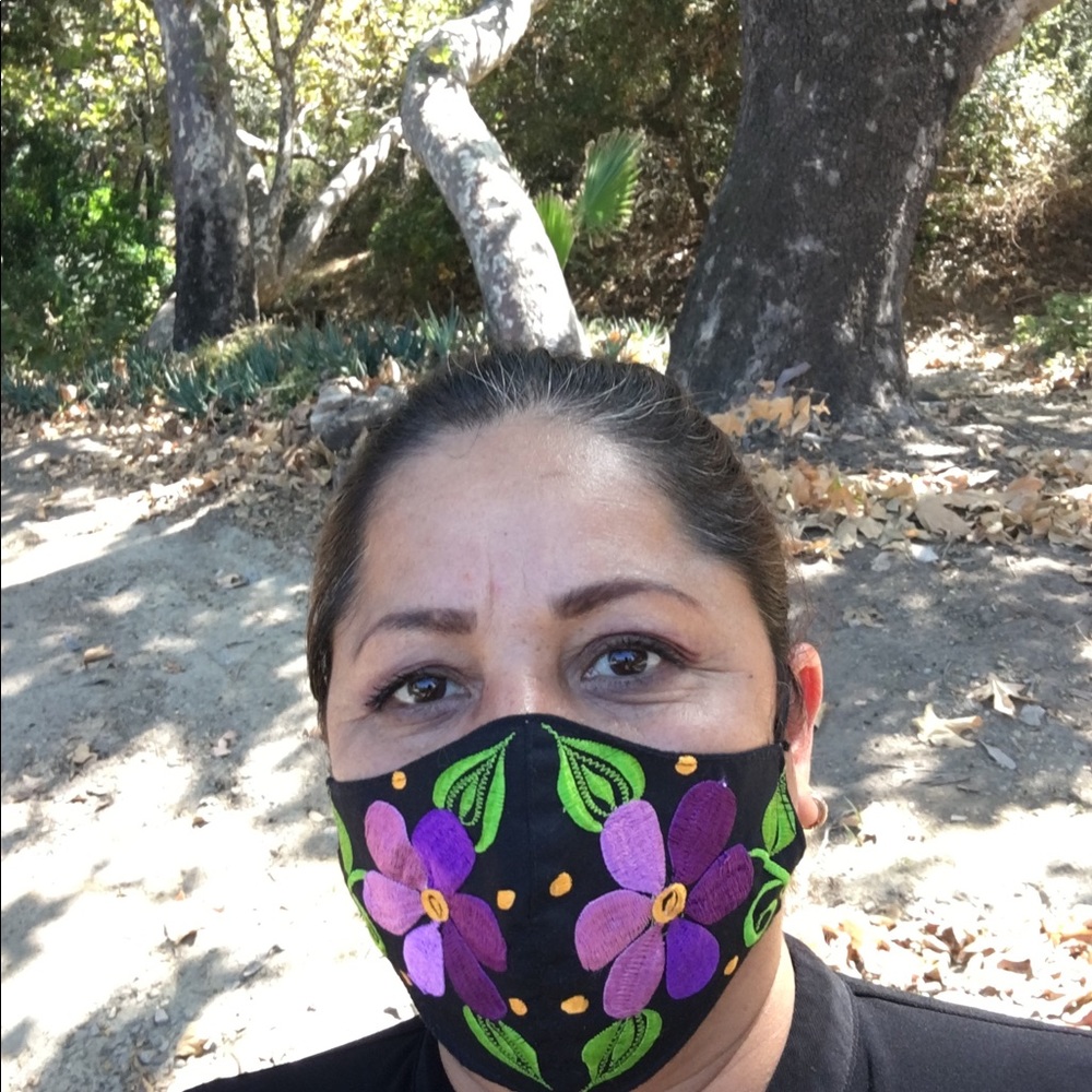 Meet your Posher, Ana